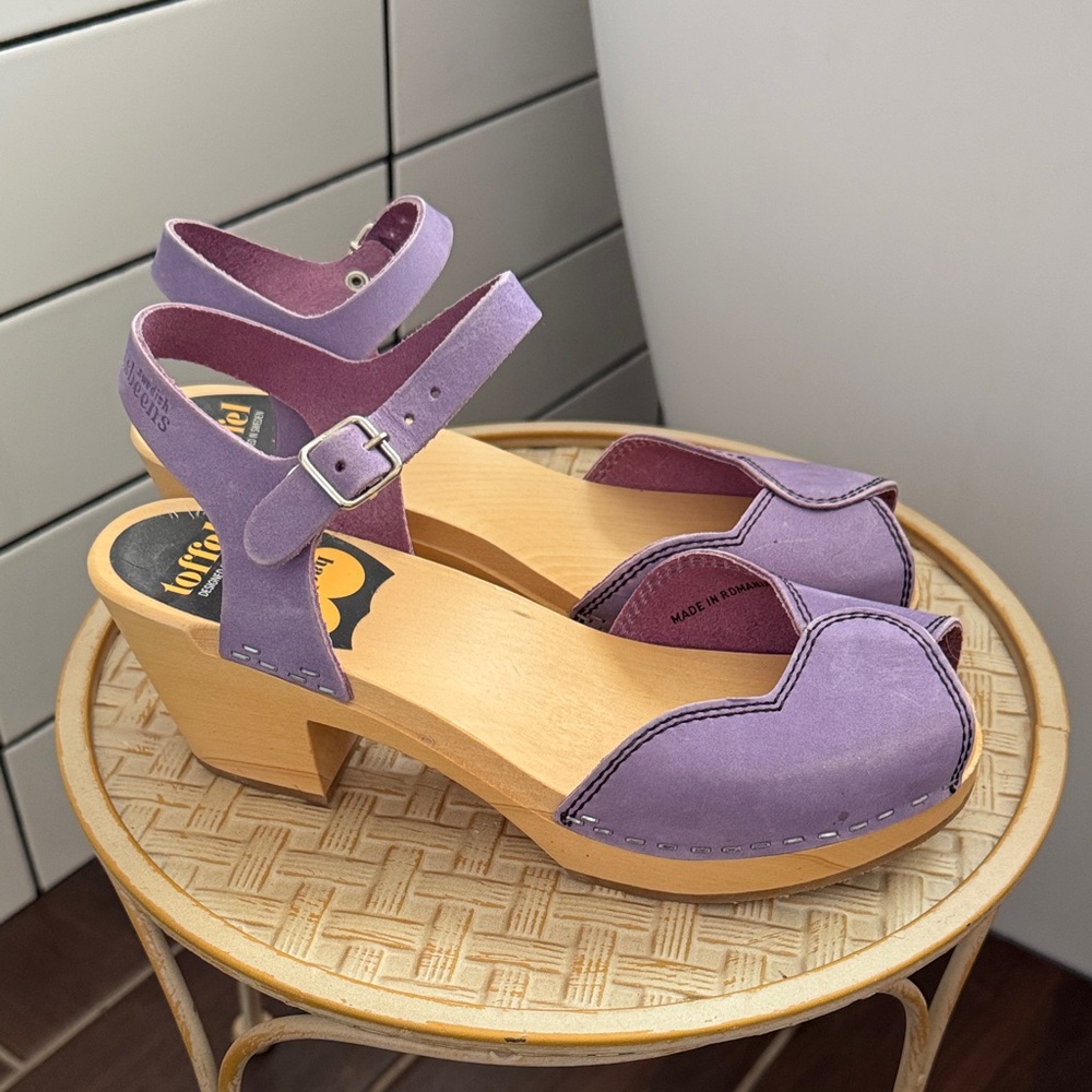 Swedish Hasbeens Purple Peep-Toe Mules - Picture 2 of 7